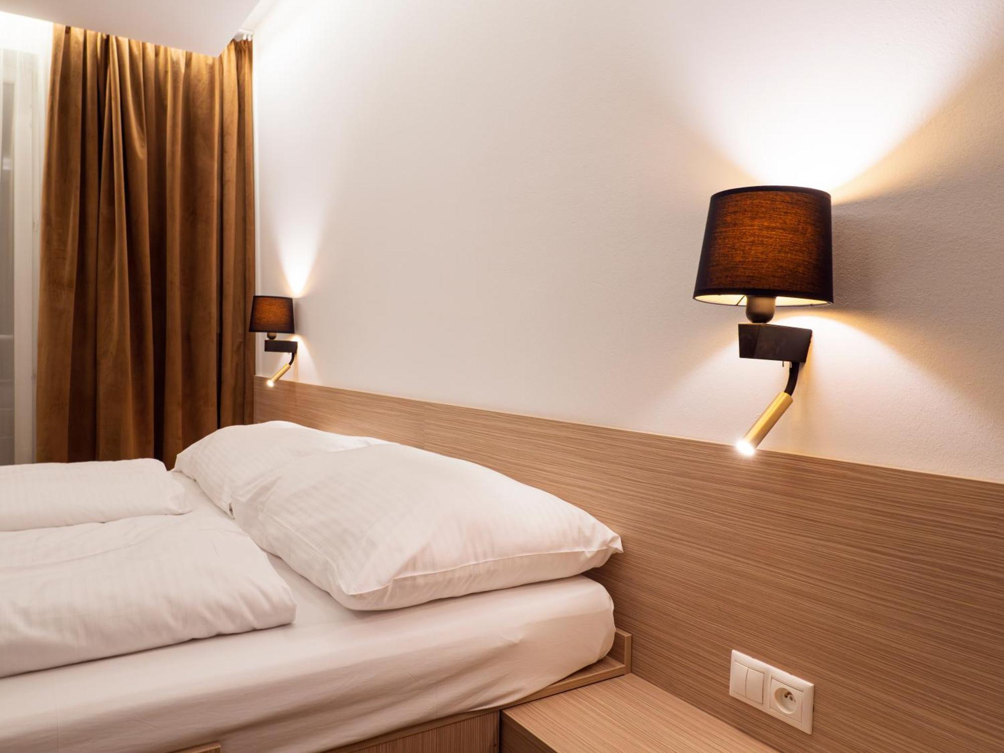 Elite Hotel Nová Dubnica Dış mekan fotoğraf