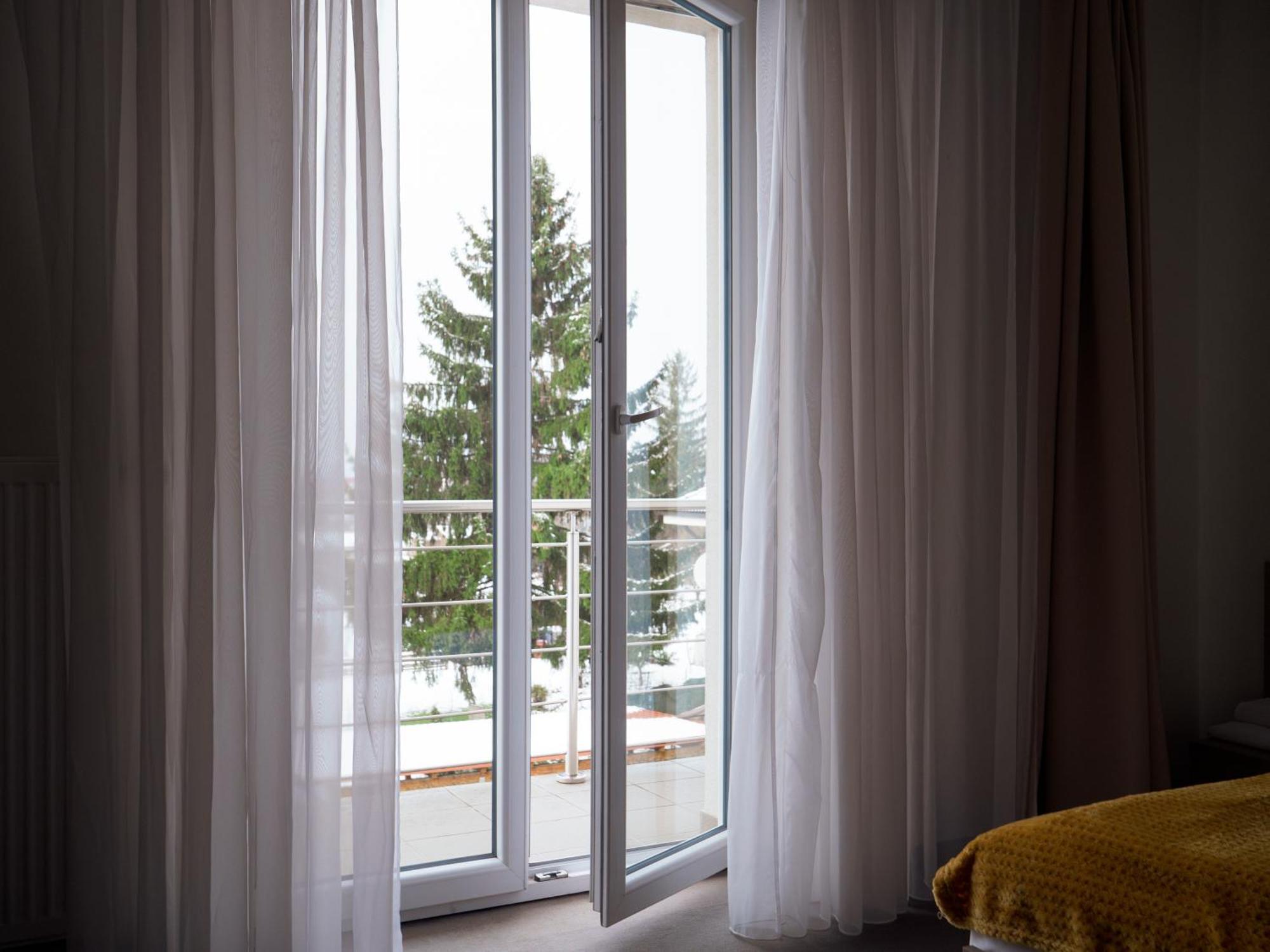 Elite Hotel Nová Dubnica Dış mekan fotoğraf