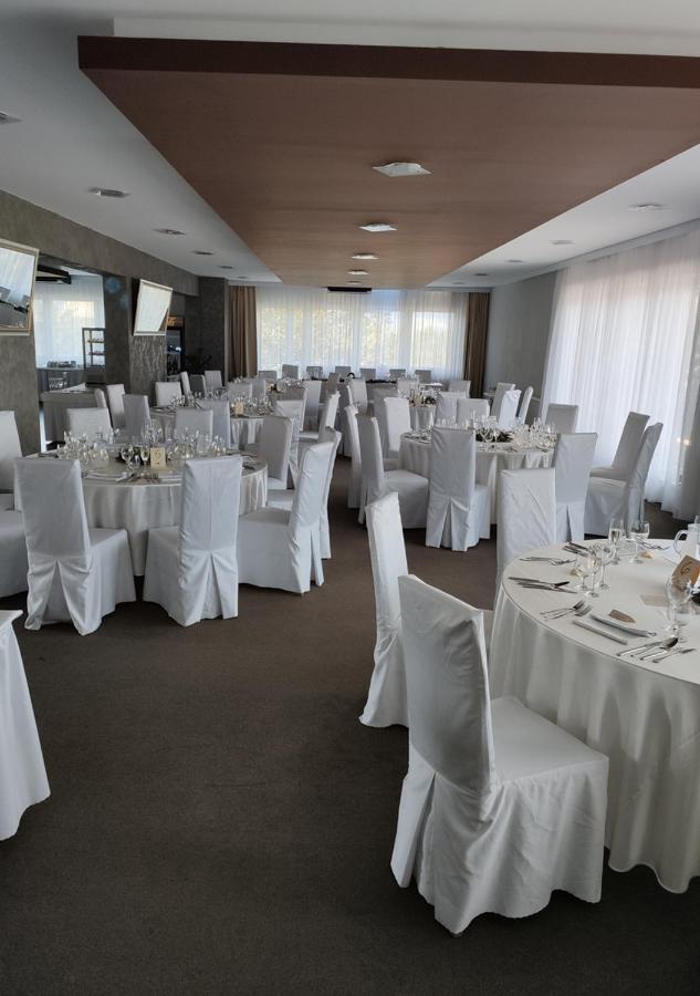 Elite Hotel Nová Dubnica Dış mekan fotoğraf